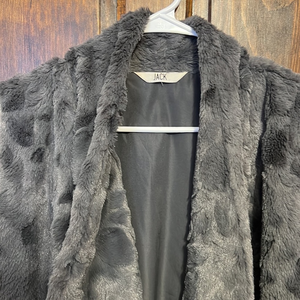 Jack Vest - Picture 2 of 4